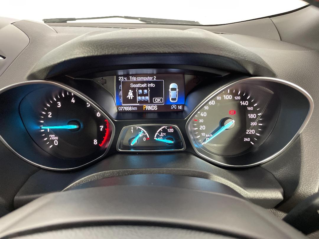 Photo '21' of Ford Escape