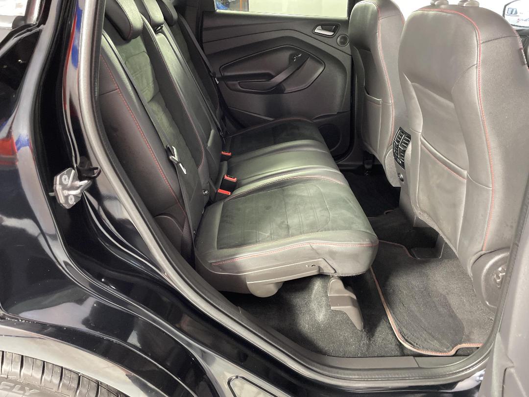 Photo '20' of Ford Escape