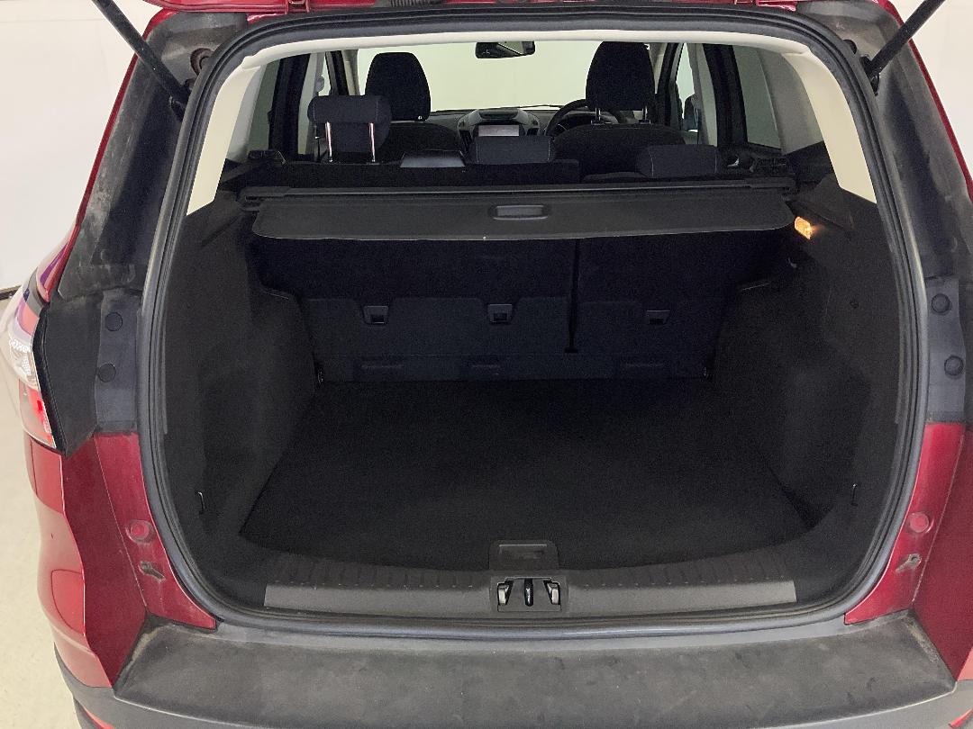 Photo '14' of Ford Escape Photo '14' of Ford Escape