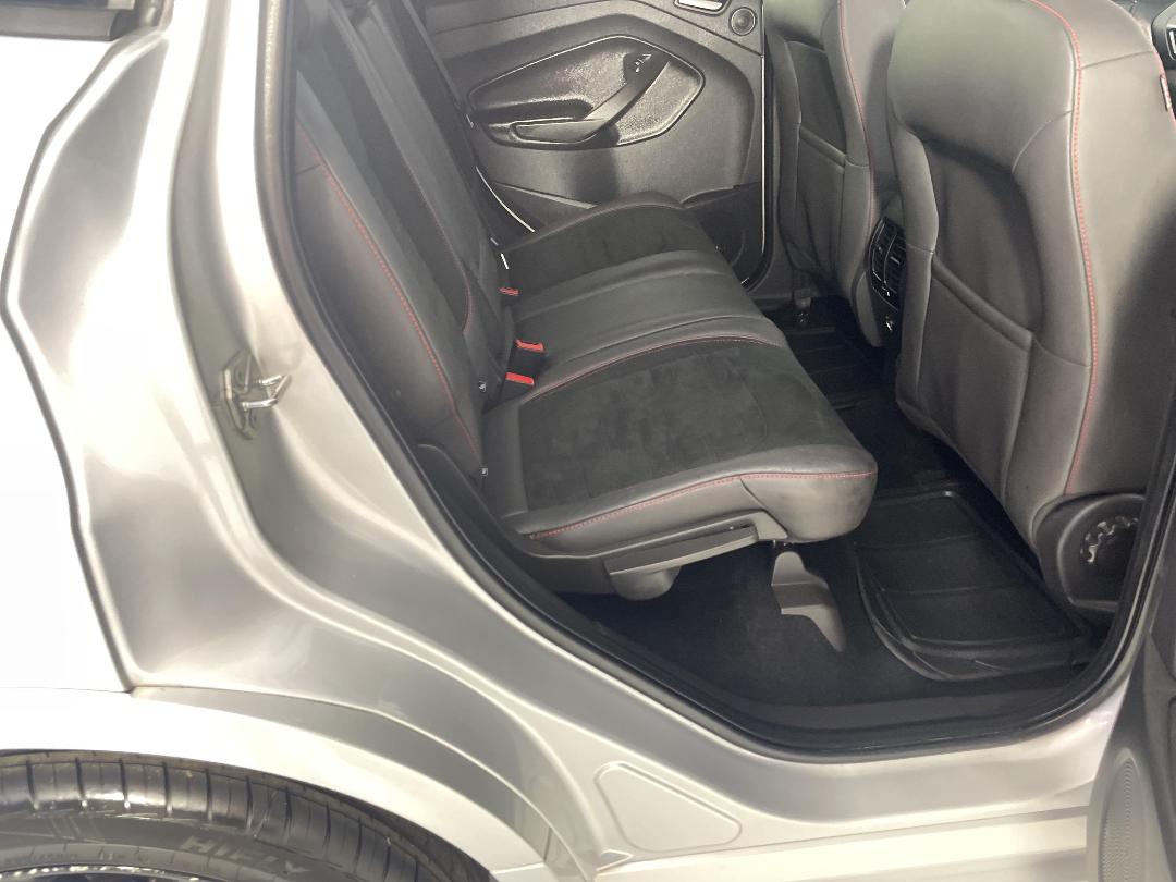 Photo '20' of Ford Escape Photo '20' of Ford Escape