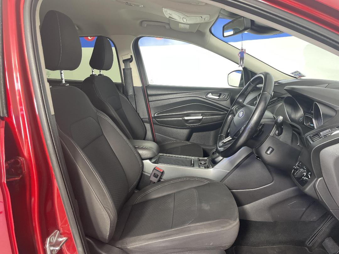 Photo '16' of Ford Escape Photo '16' of Ford Escape