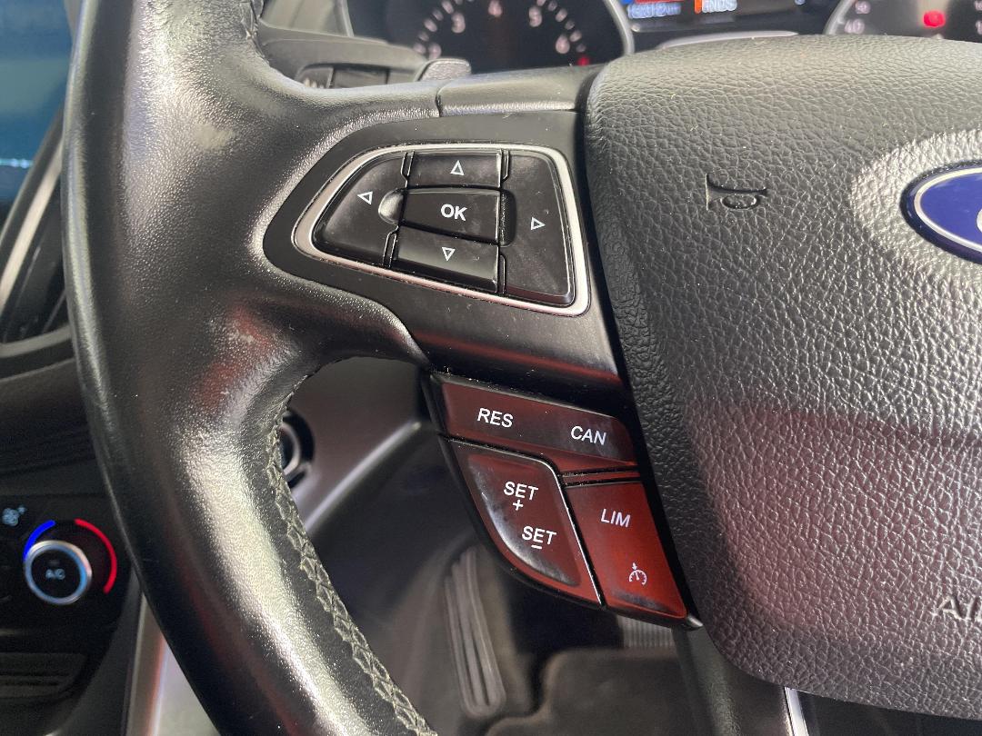 Photo '23' of Ford Escape Photo '23' of Ford Escape