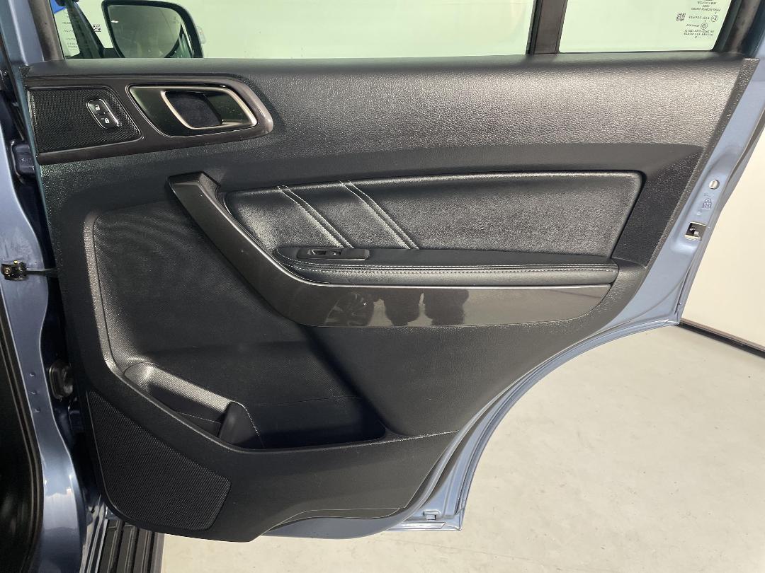 Photo '19' of Ford Everest Photo '19' of Ford Everest