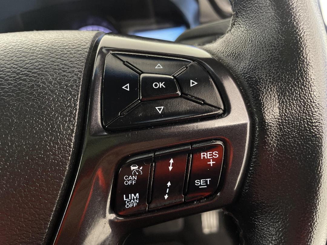 Photo '24' of Ford Everest Photo '24' of Ford Everest