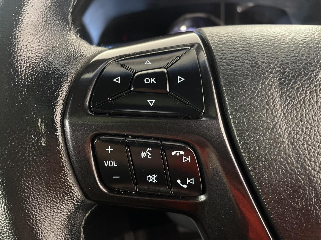 Photo '25' of Ford Everest Photo '25' of Ford Everest