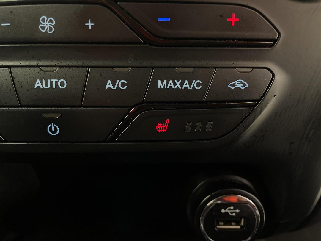 Photo '28' of Ford Everest Photo '28' of Ford Everest