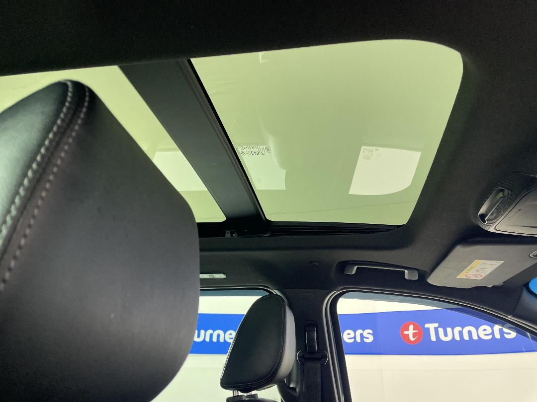 Photo '30' of Ford Everest Photo '30' of Ford Everest