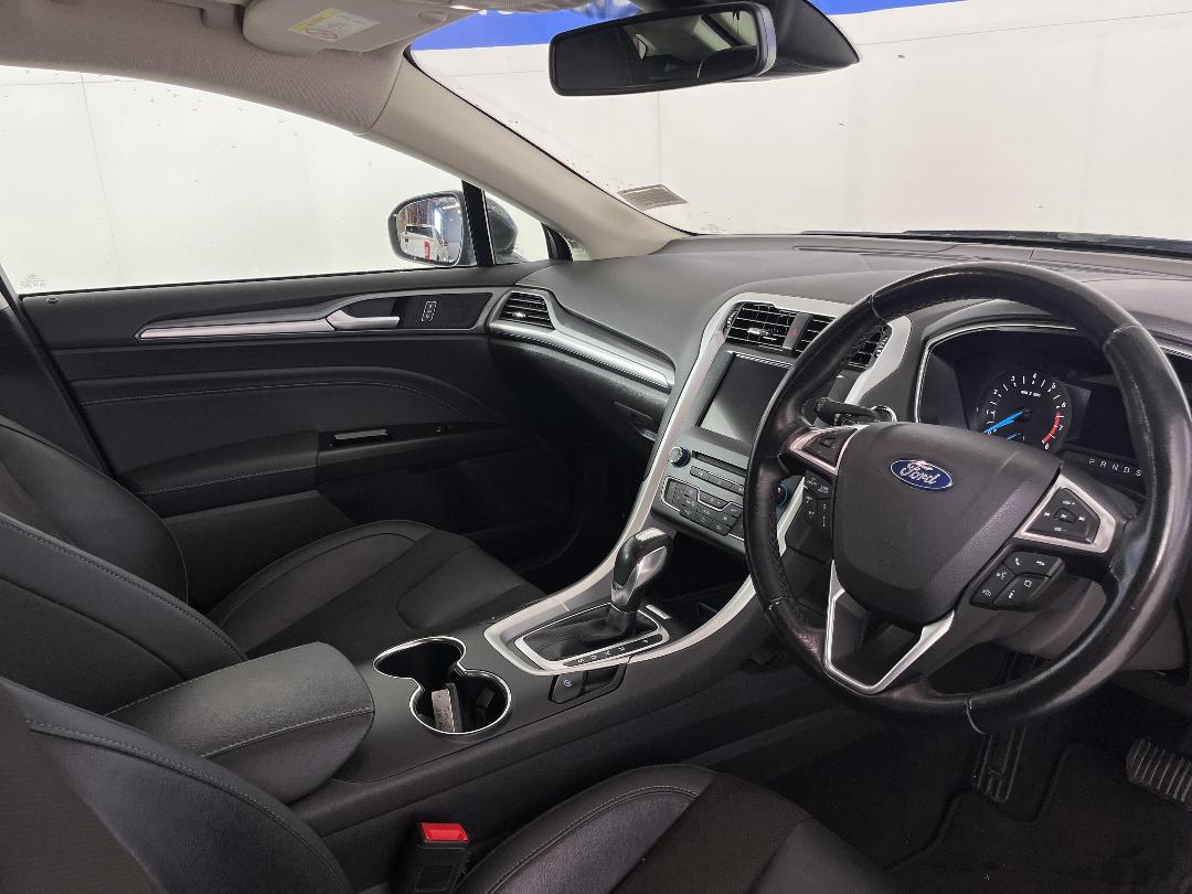 Photo '16' of Ford Mondeo