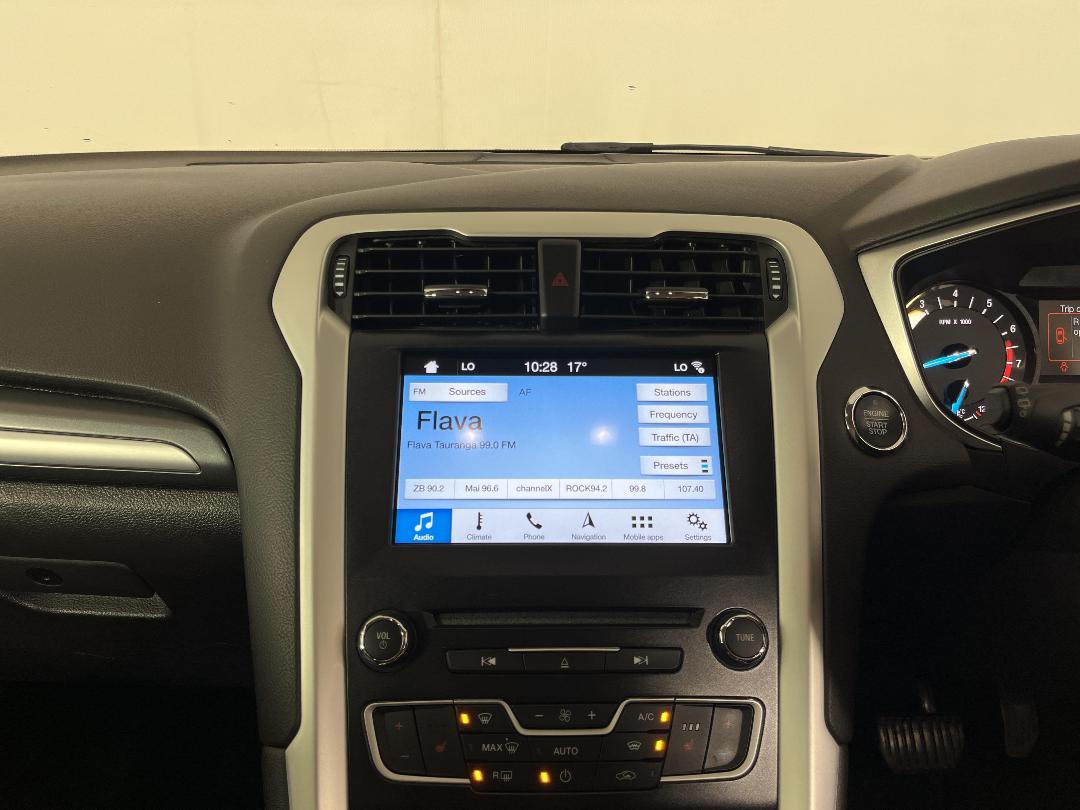 Photo '18' of Ford Mondeo