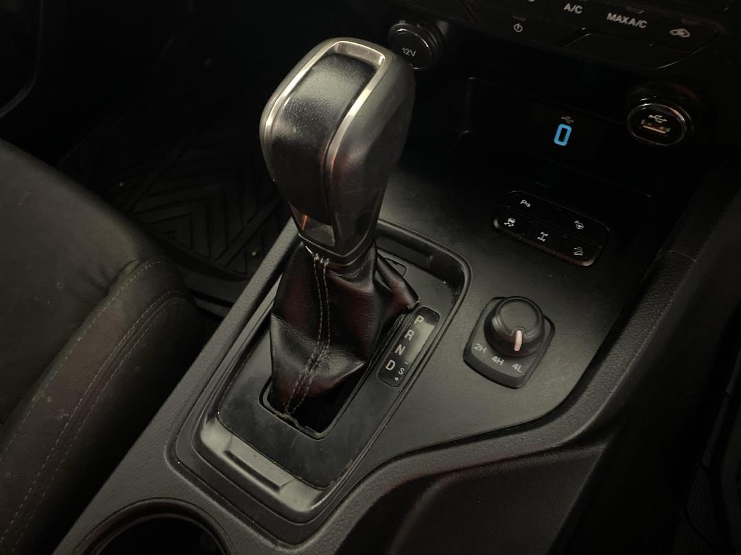 Photo '32' of Ford Ranger