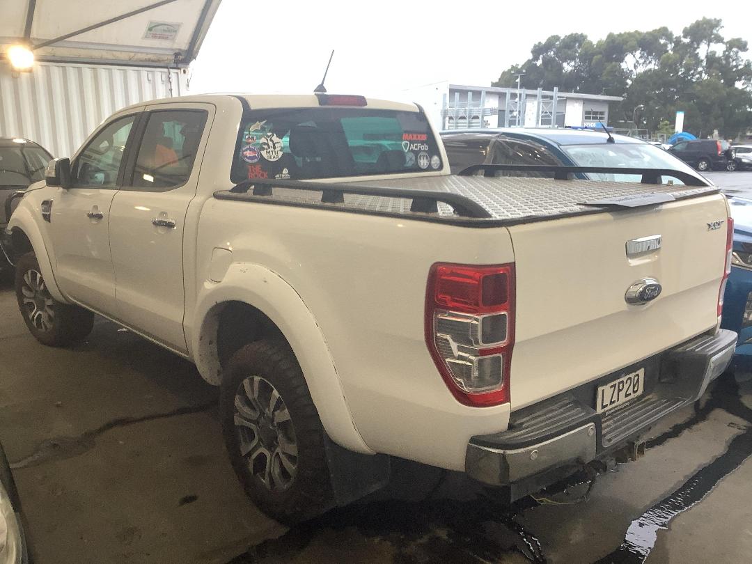 Photo '5' of Ford Ranger XLT Double CAB W/SA Photo '5' of Ford Ranger XLT Double CAB W/SA