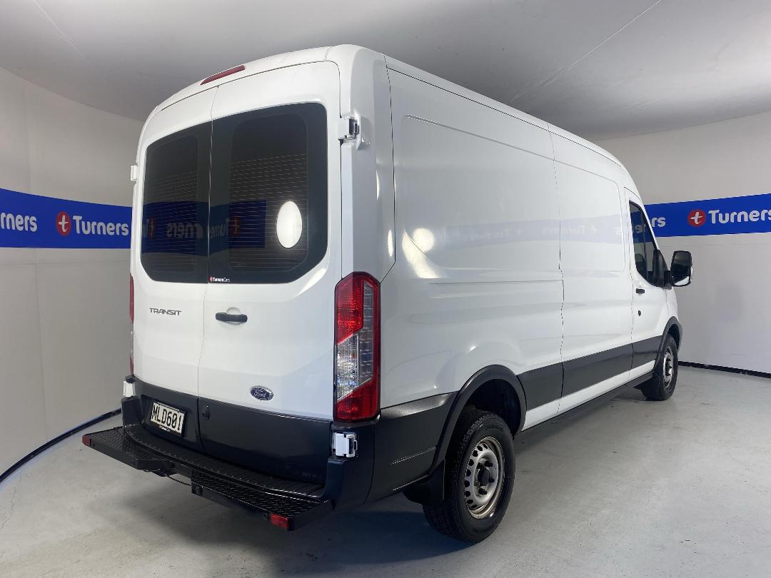 Photo '7' of Ford Transit