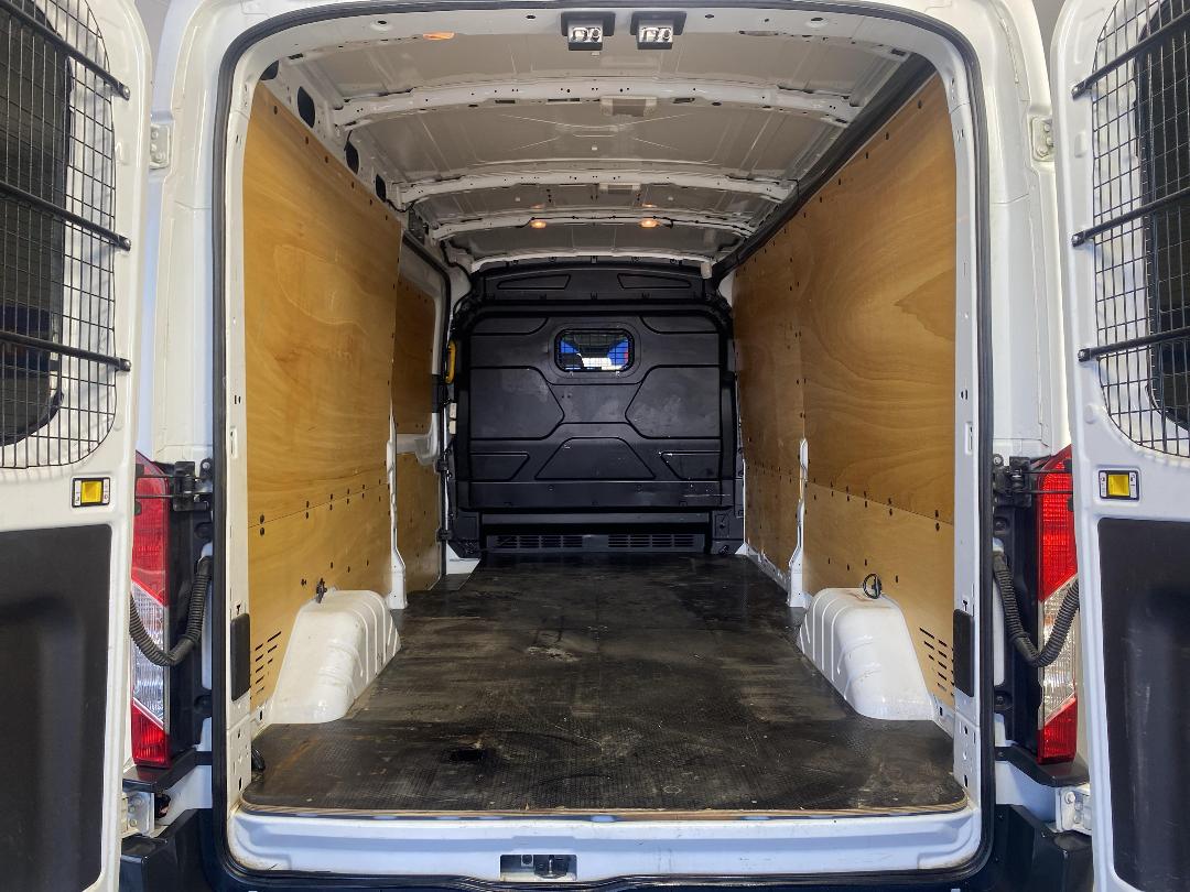 Photo '14' of Ford Transit