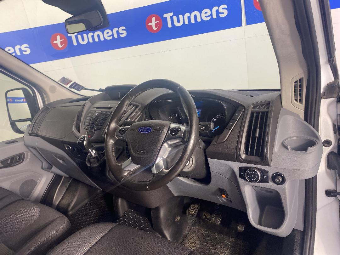 Photo '17' of Ford Transit