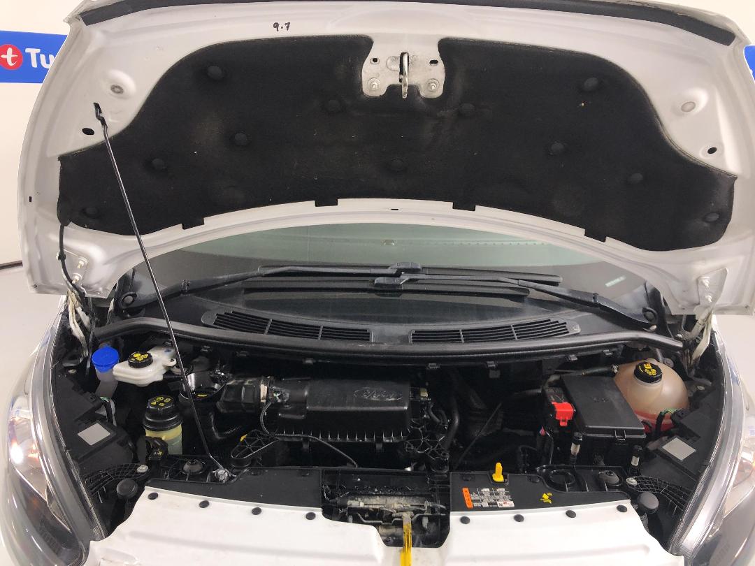 Photo '13' of Ford Transit