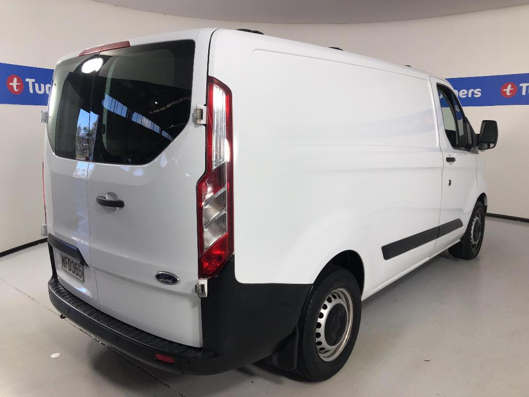 Photo '7' of Ford Transit