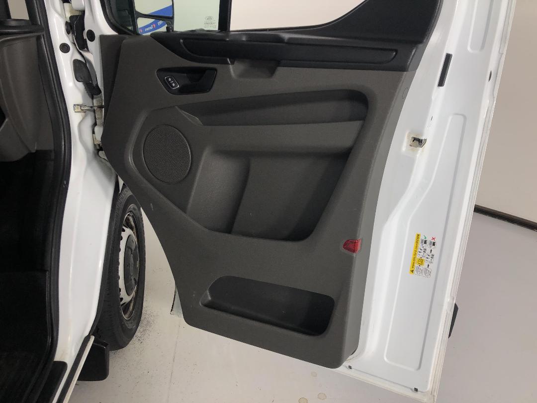 Photo '15' of Ford Transit