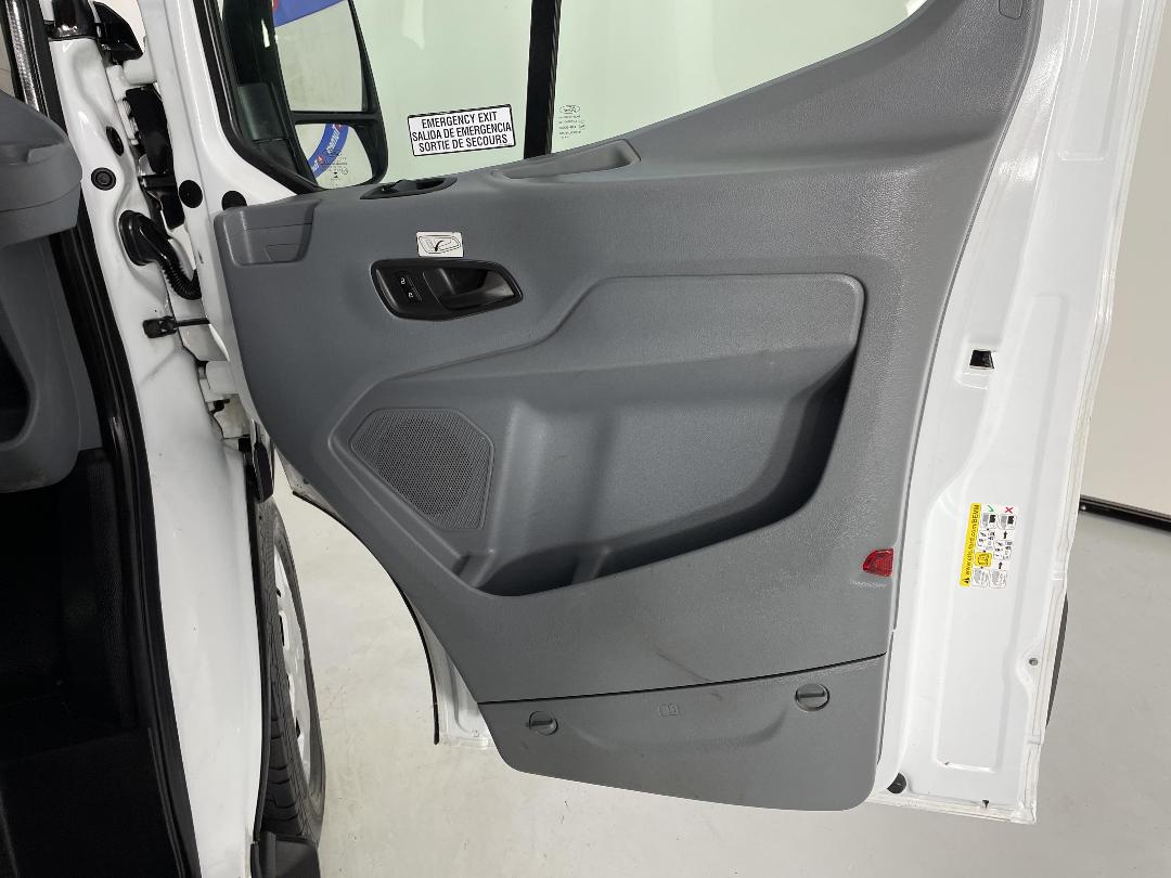 Photo '15' of Ford Transit