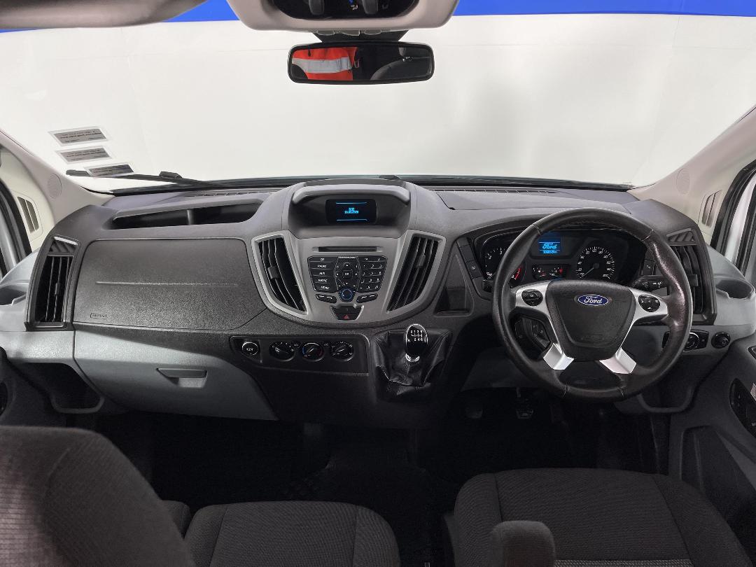 Photo '17' of Ford Transit