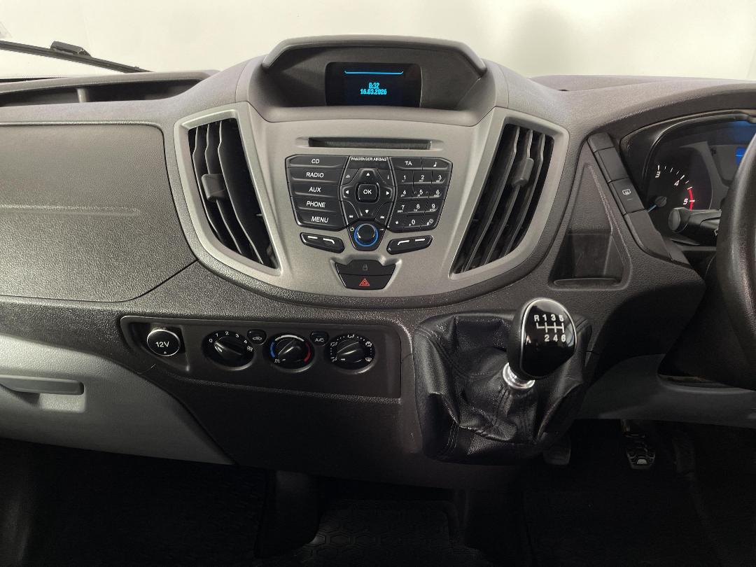 Photo '18' of Ford Transit