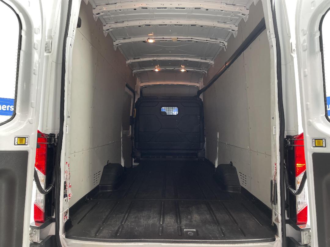 Photo '14' of Ford Transit