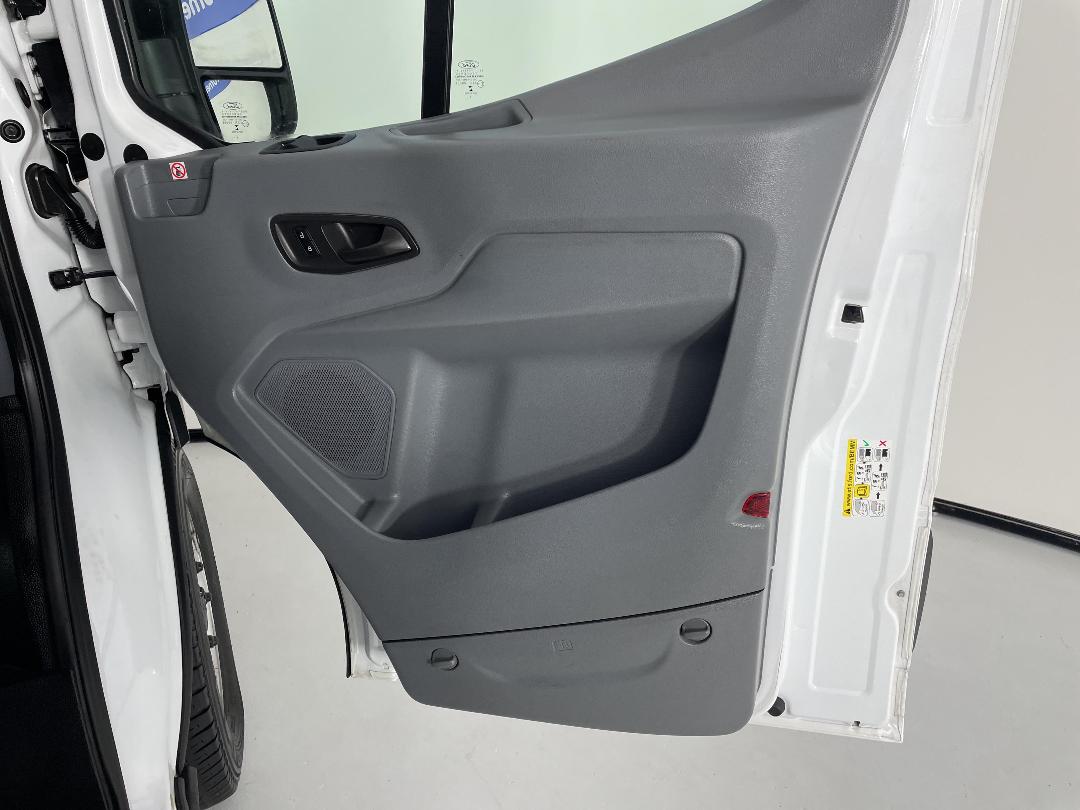 Photo '15' of Ford Transit