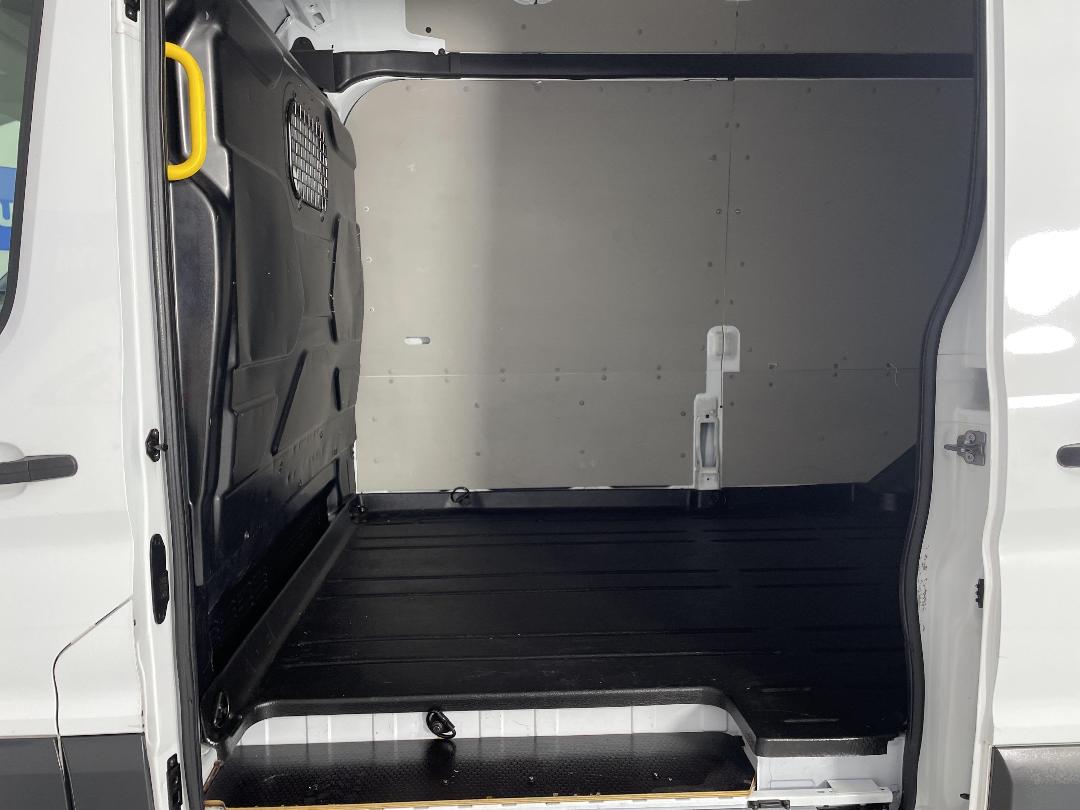 Photo '19' of Ford Transit