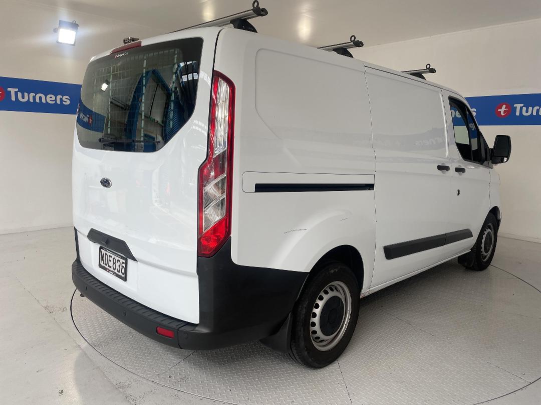 Photo '7' of Ford Transit