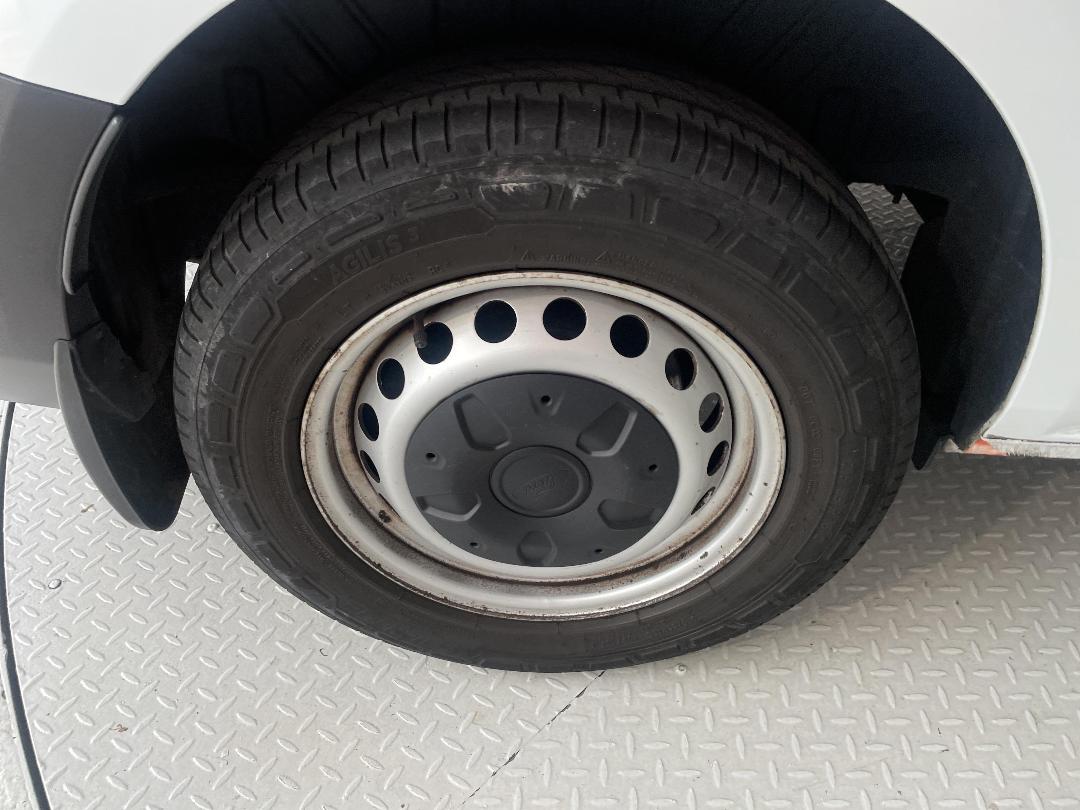 Photo '12' of Ford Transit