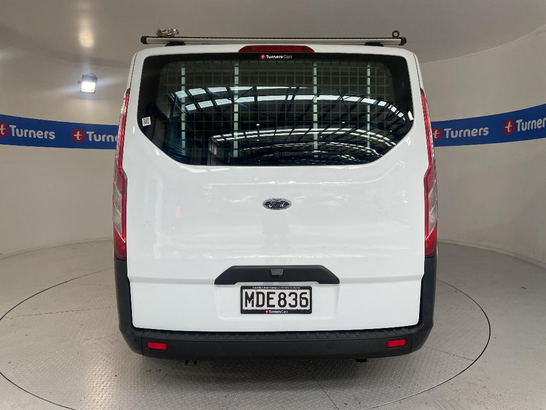 Photo '6' of Ford Transit