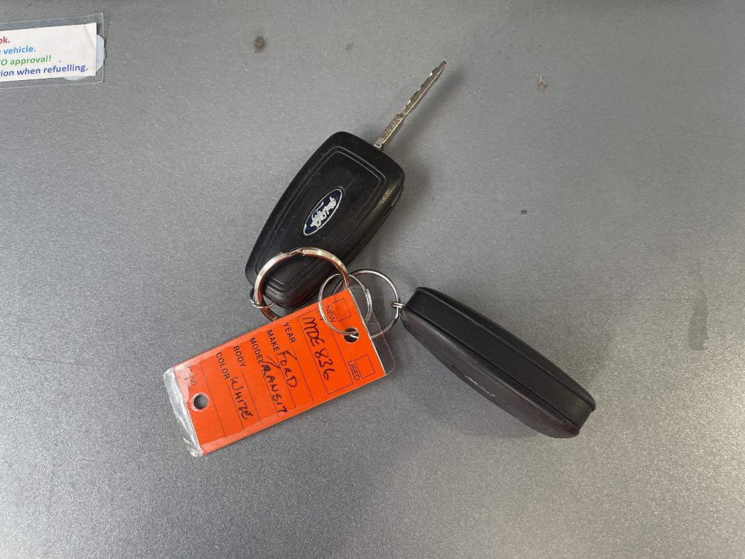 Photo '22' of Ford Transit