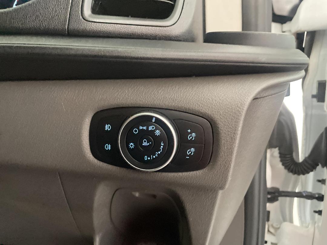 Photo '24' of Ford Transit