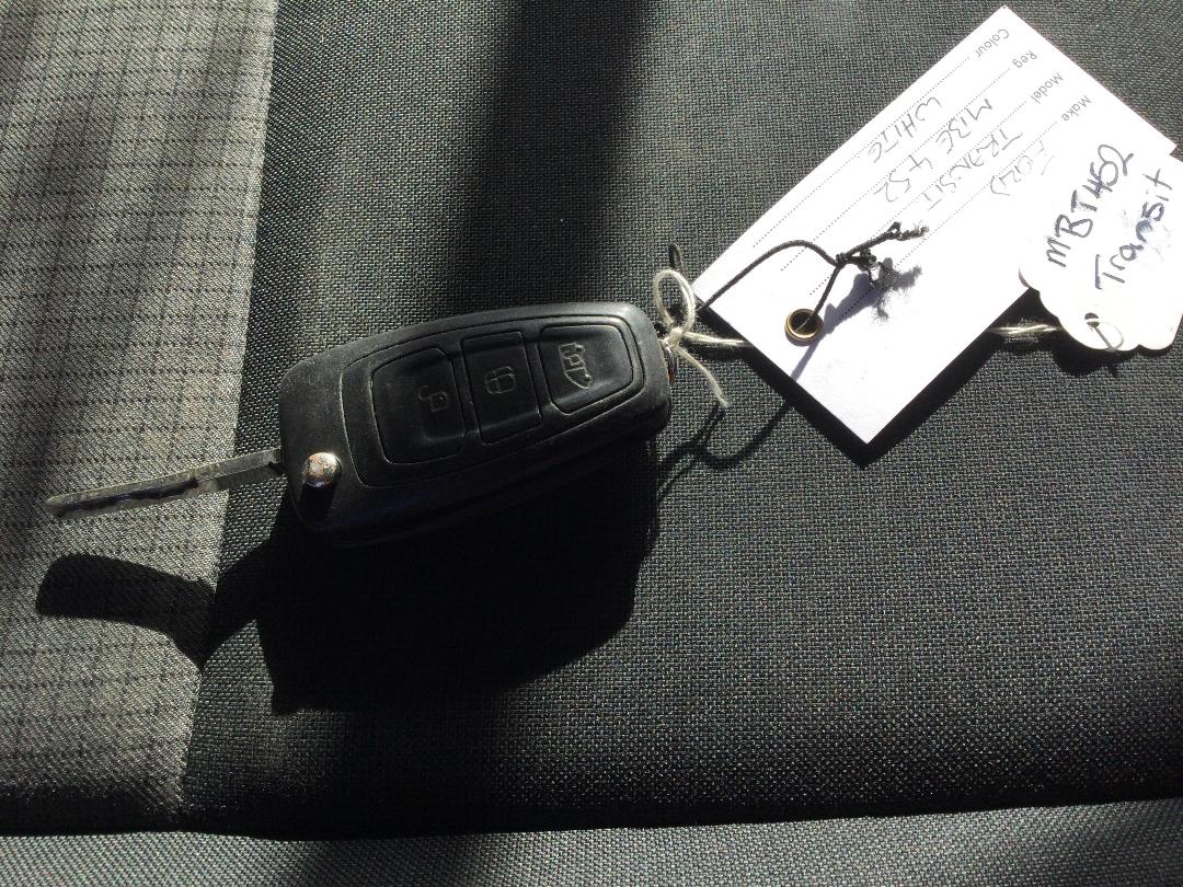 Photo '25' of Ford Transit Custom SWB LOW Roof