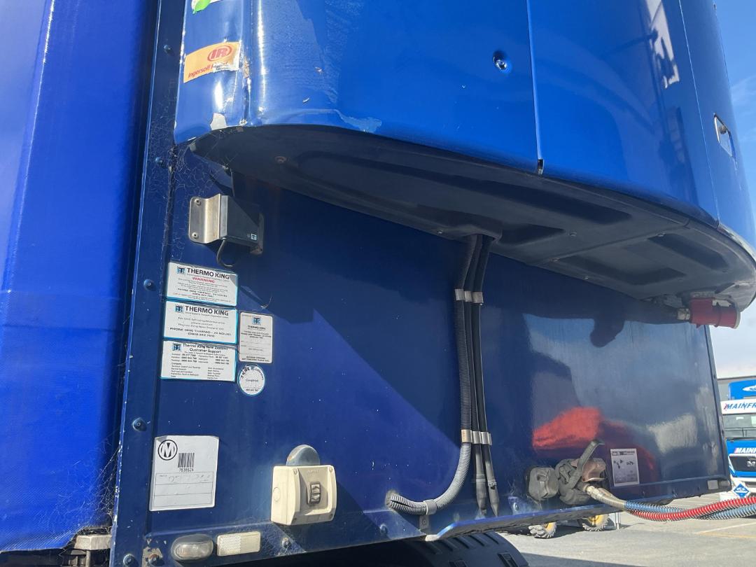 Photo '14' of FREIGHTER CURTAINSIDER 3 AXLE CURTAINSIDER Curtain/Chiller B-Train Photo '14' of FREIGHTER CURTAINSIDER 3 AXLE CURTAINSIDER Curtain/Chiller B-Train