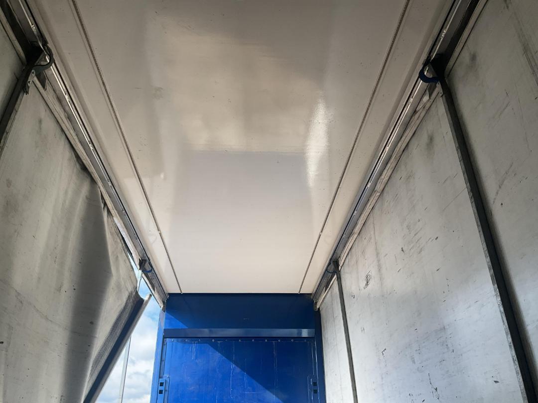 Photo '23' of FREIGHTER CURTAINSIDER 3 AXLE CURTAINSIDER Curtain/Chiller B-Train Photo '23' of FREIGHTER CURTAINSIDER 3 AXLE CURTAINSIDER Curtain/Chiller B-Train