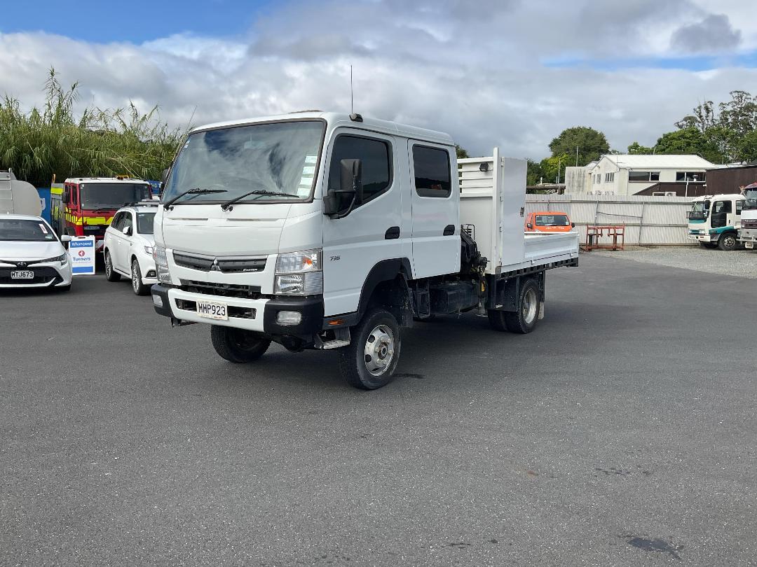 Photo '9' of Fuso Canter 716-4WD Dcab FGB71ER6Wfac Flat Deck Crane