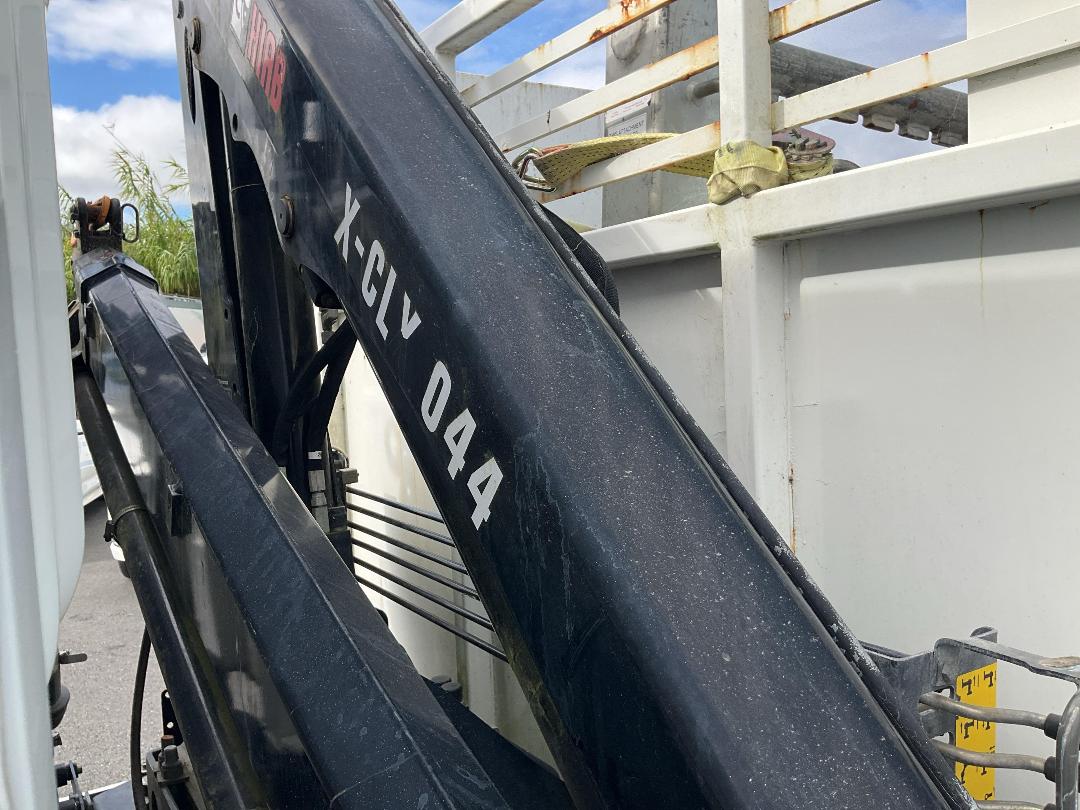 Photo '17' of Fuso Canter 716-4WD Dcab FGB71ER6Wfac Flat Deck Crane