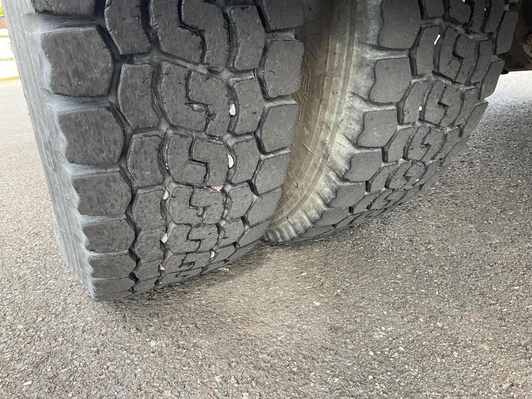 Photo '28' of Fuso Canter 716-4WD Dcab FGB71ER6Wfac Flat Deck Crane