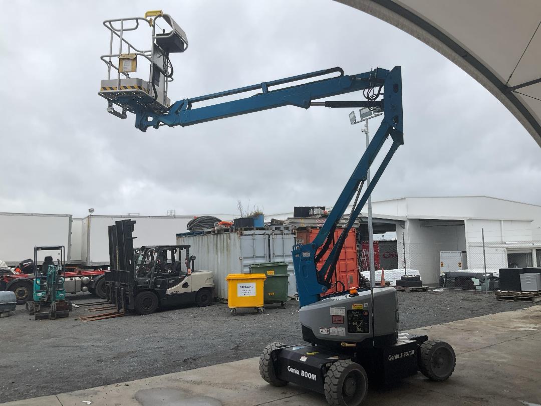 Photo '11' of Genie Z-33/18 Knuckleboom/Boomlift