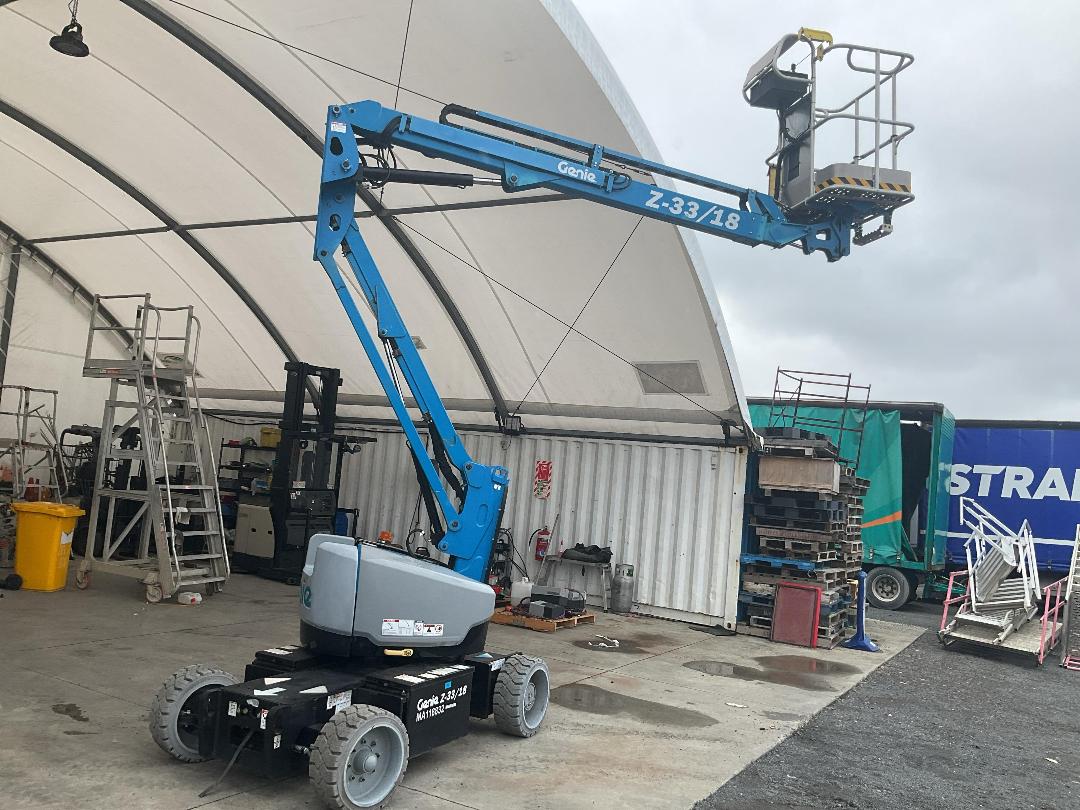 Photo '12' of Genie Z-33/18 Knuckleboom/Boomlift