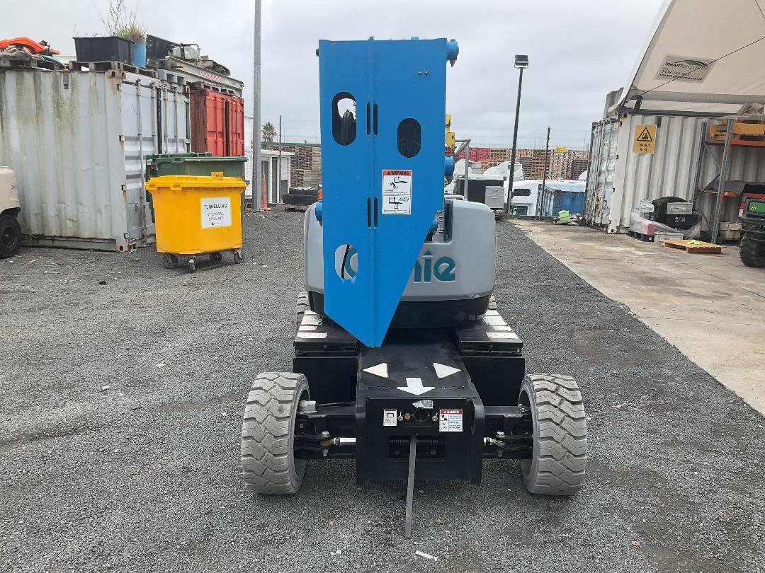 Photo '10' of Genie Z-33/18 Knuckleboom/Boomlift