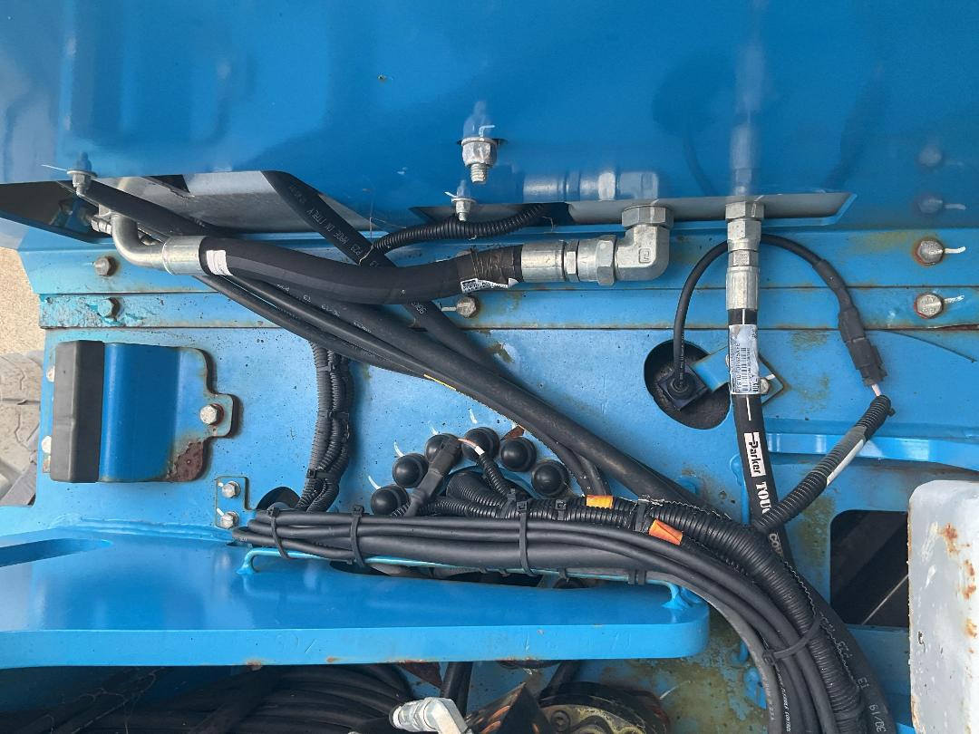 Photo '19' of Genie Z-33/18 Knuckleboom/Boomlift