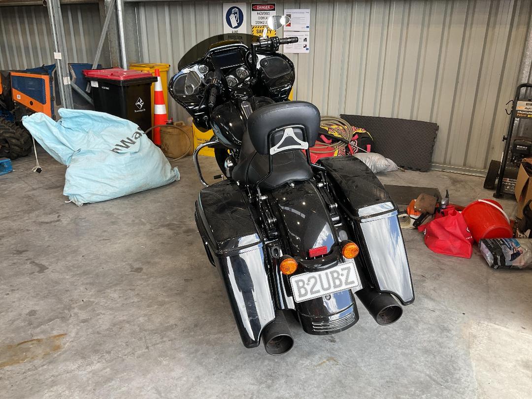 Photo '3' of Harley Davidson Touring 19 Road Glide S