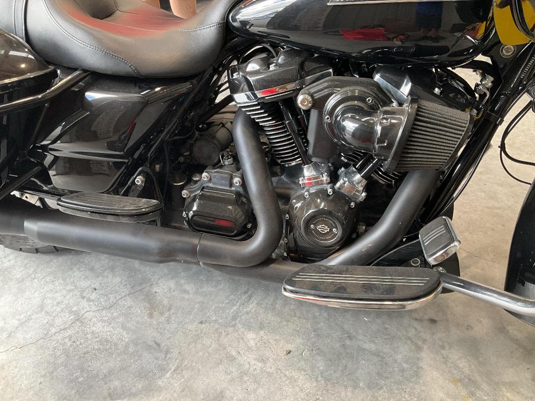 Photo '7' of Harley Davidson Touring 19 Road Glide S