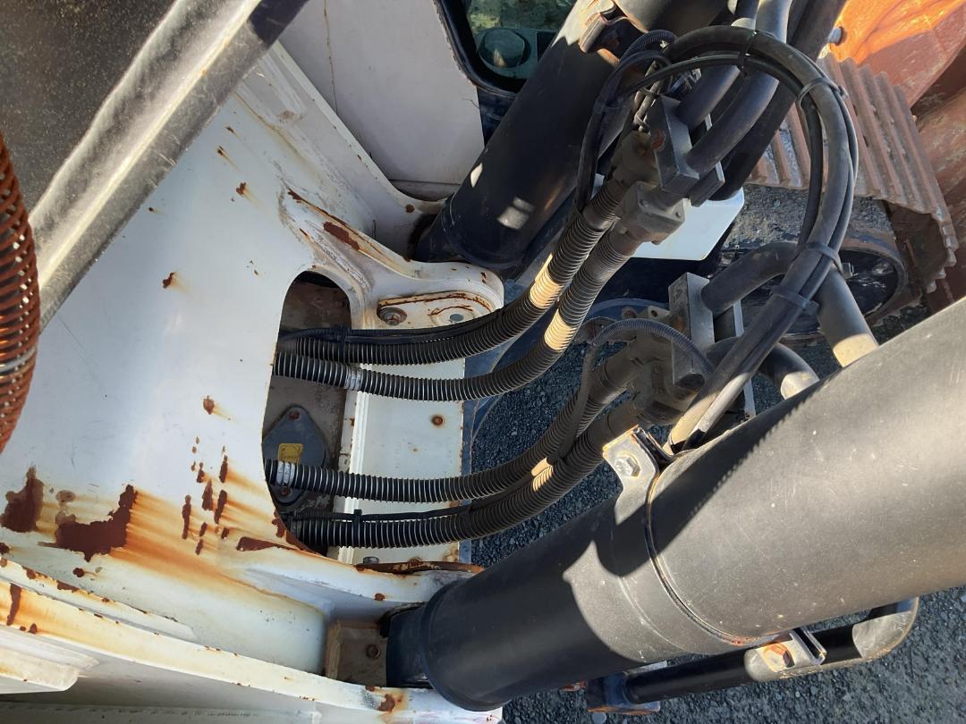 Photo '29' of HiDROMEK HMK300LC-3 Excavator