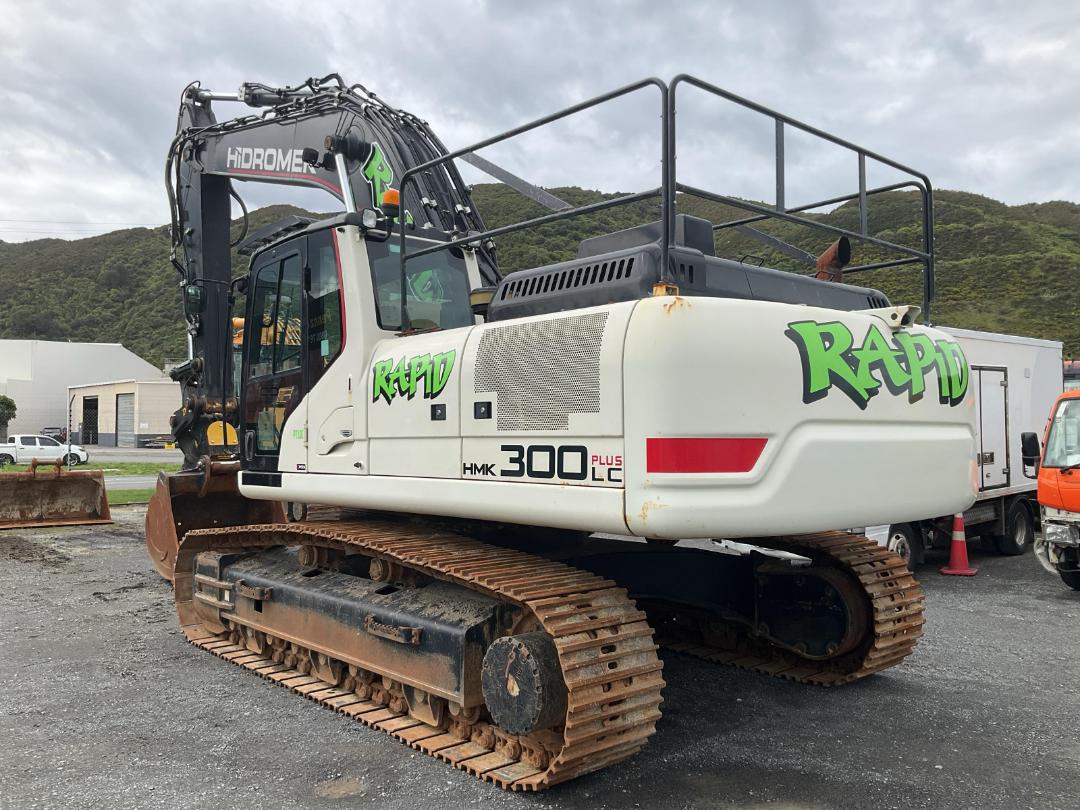 Photo '6' of HiDROMEK HMK300LC-3 Excavator