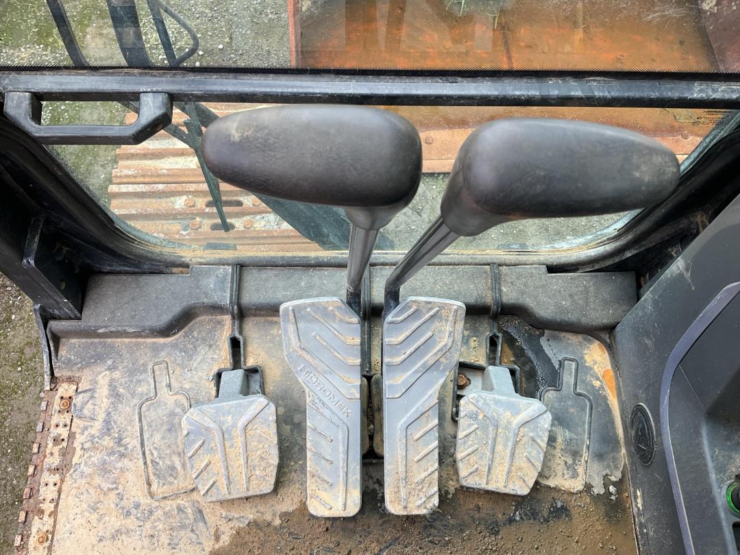 Photo '34' of HiDROMEK HMK300LC-3 Excavator