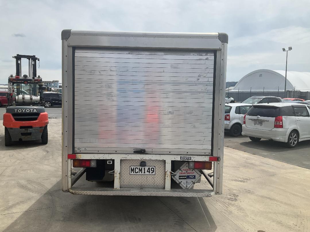 Photo '6' of Hino 300 XZU710R Box Body