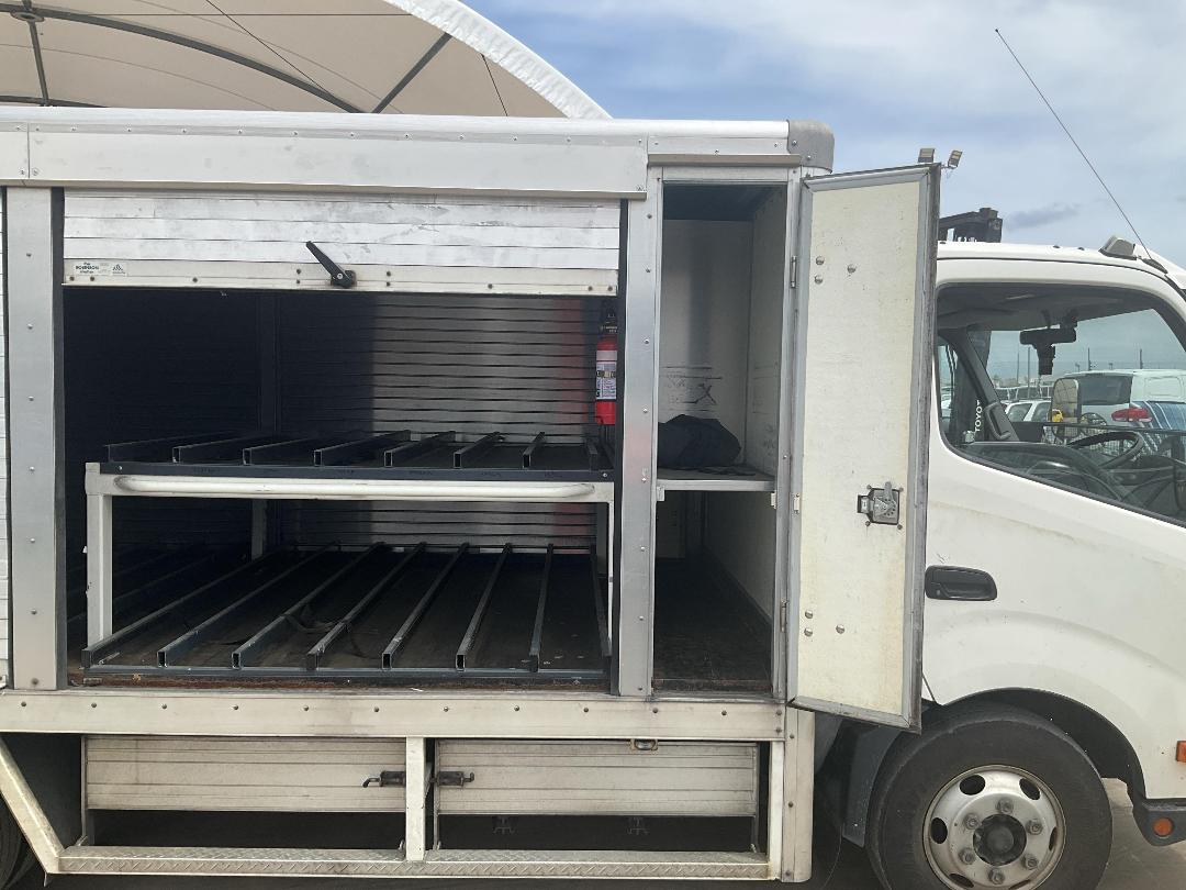 Photo '17' of Hino 300 XZU710R Box Body