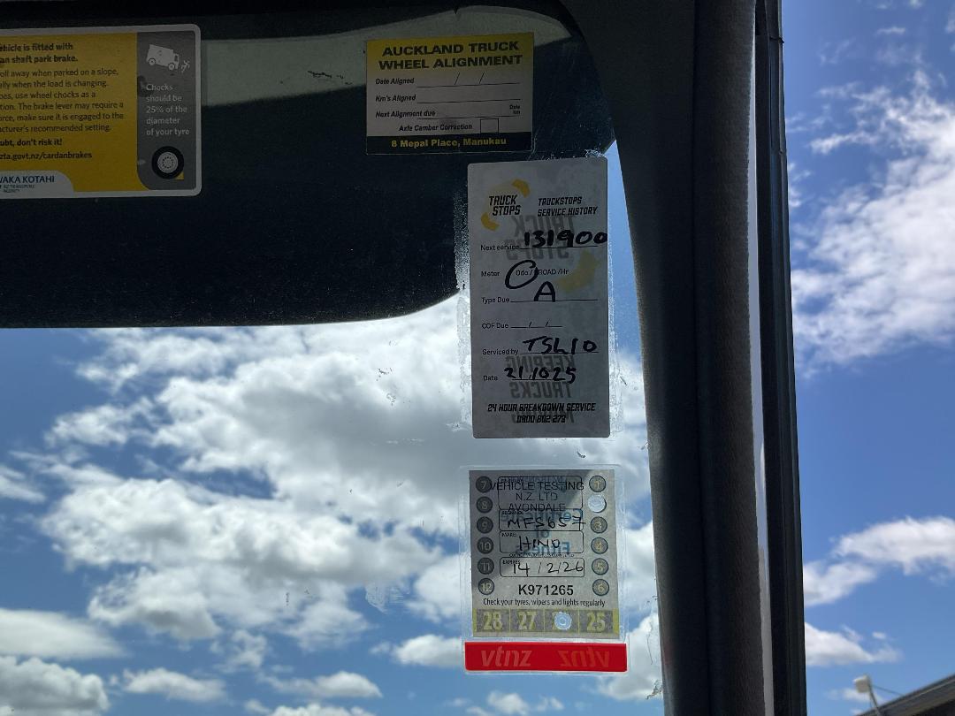 Photo '31' of Hino 300 XJC720R Flat Deck